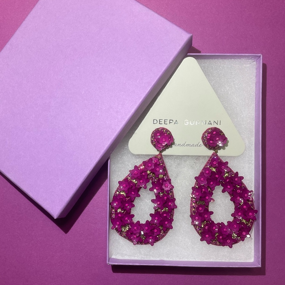 NWT Deepa Gurnani Anthropolgie Beaded Crystal Flower Statement Earrings - Picture 10 of 12